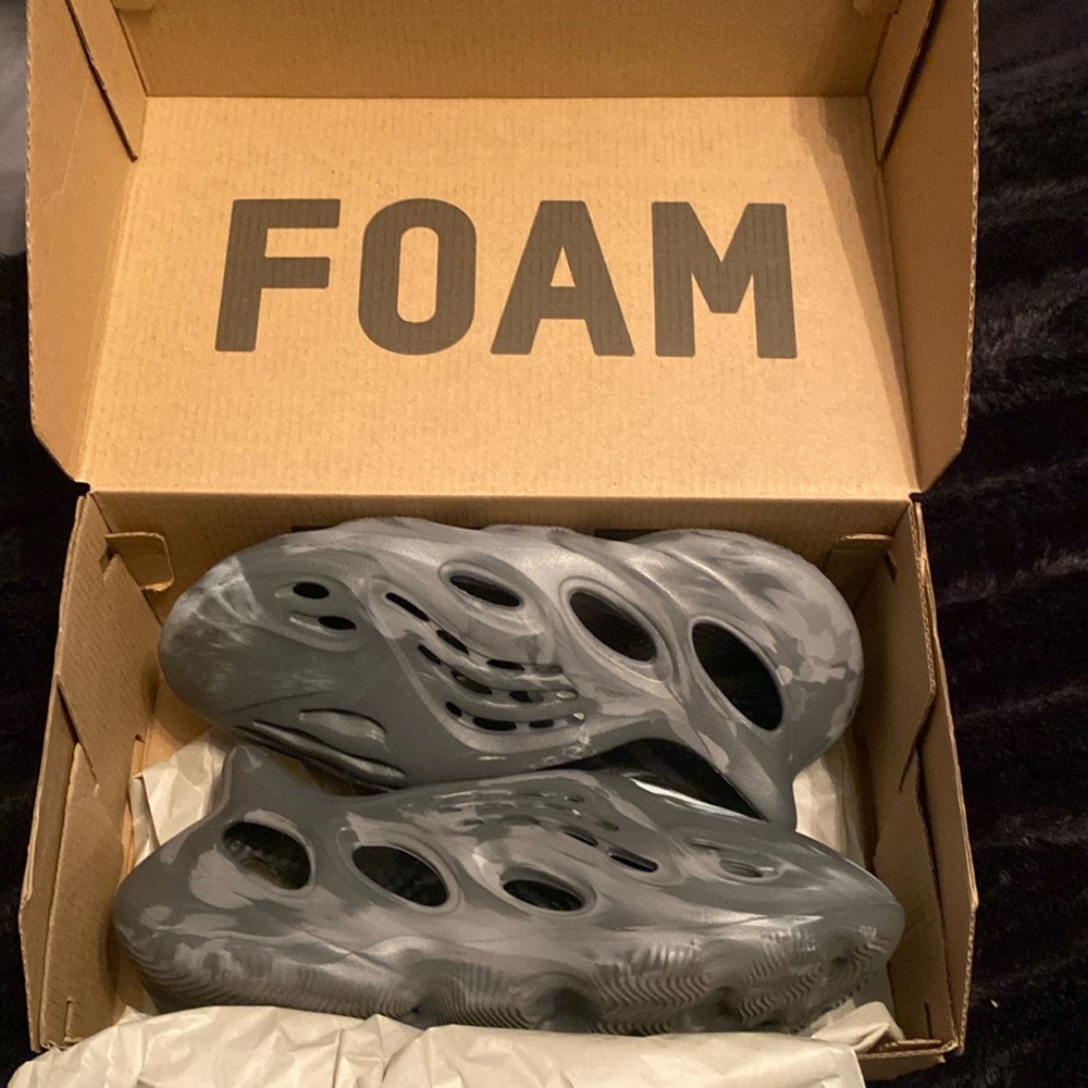 Authentic Yeezy Foam Rnr Granite